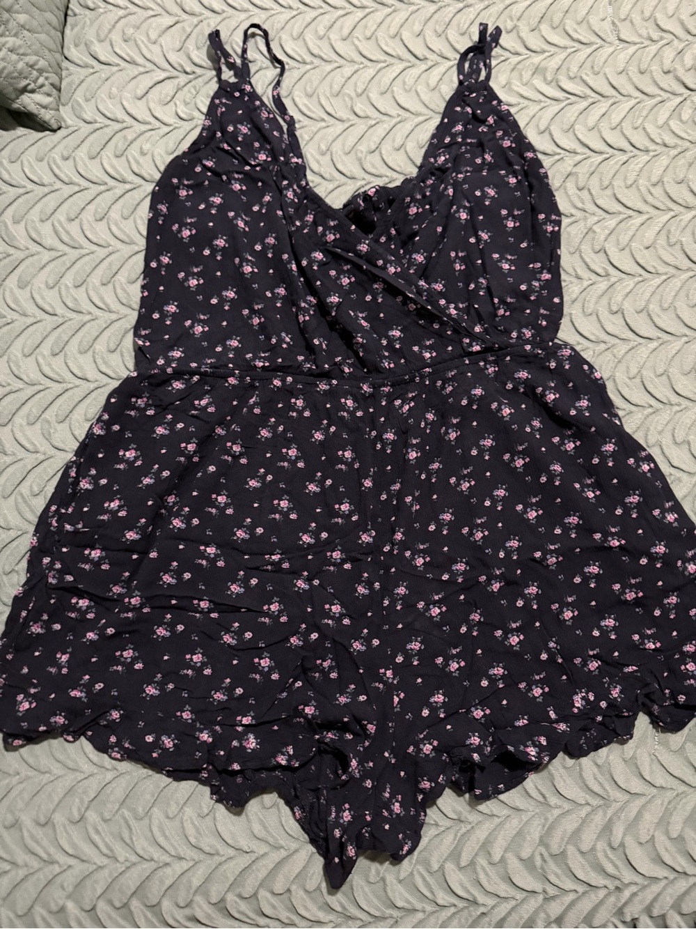 American Eagle Outfitters Black Floral Romper